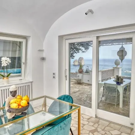 Villa Lucchese In *